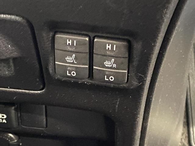 01066597