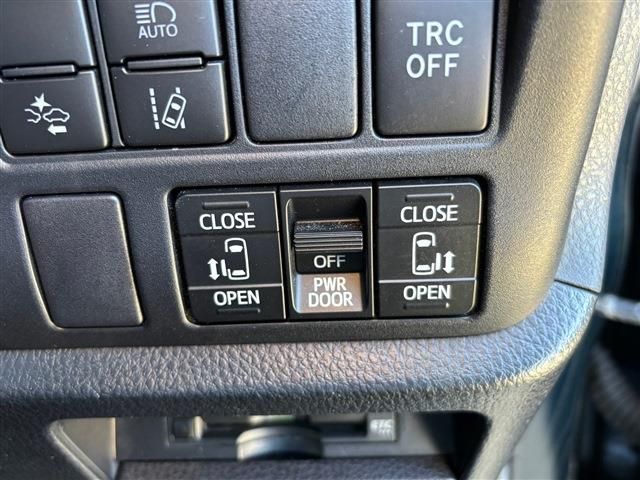 02565938