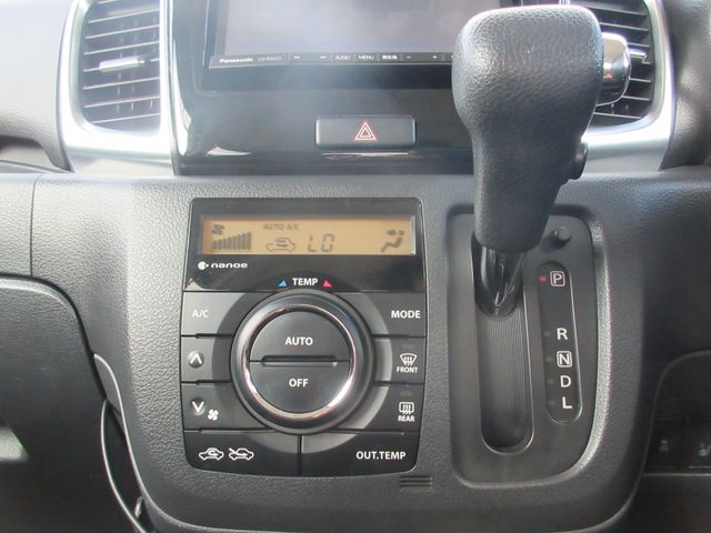 02850104