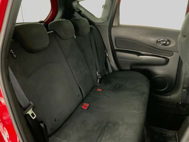 02861370