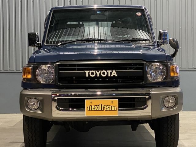 03065001