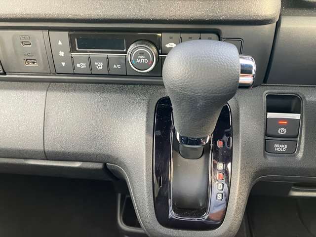 03700115