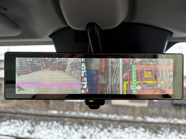 03762569