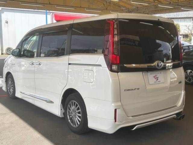 03861046