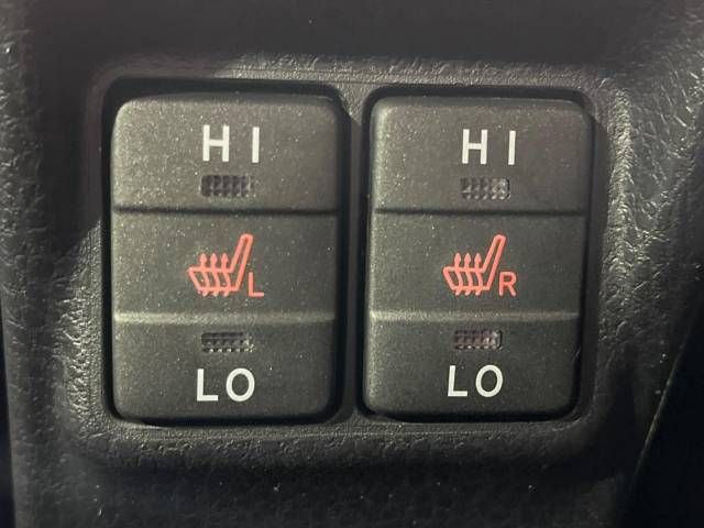 03862556