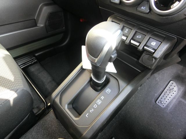 04065736