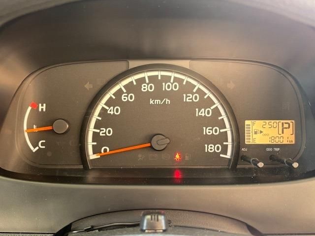 04065812