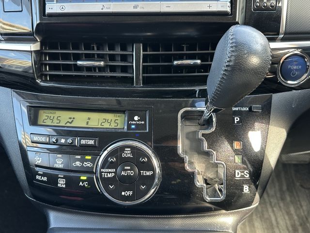 04562243