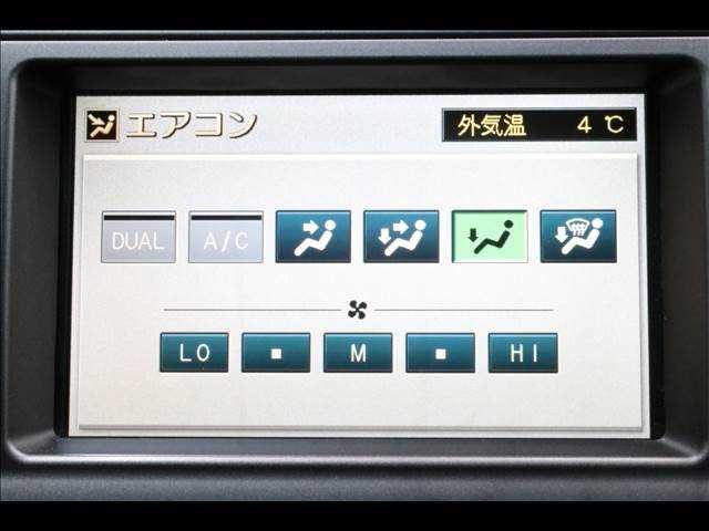 04565245