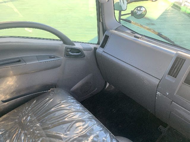 04565333