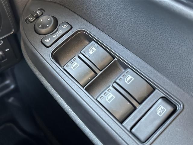 04665858