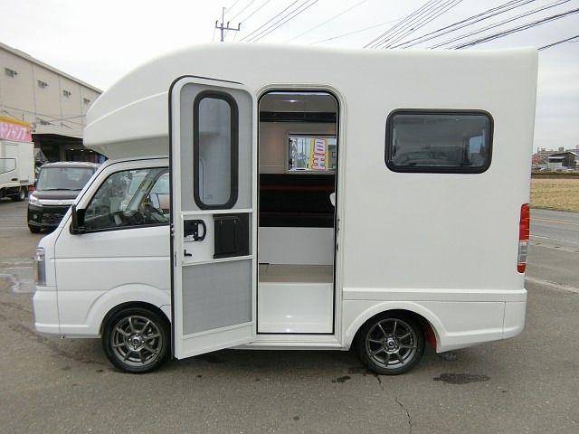 04765636