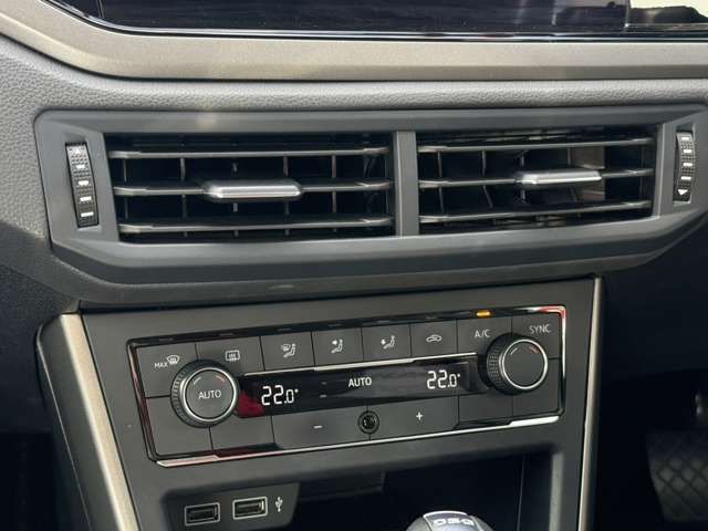 04900057