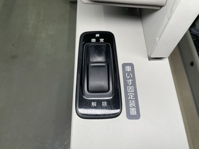 04980001