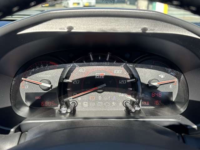 05560809