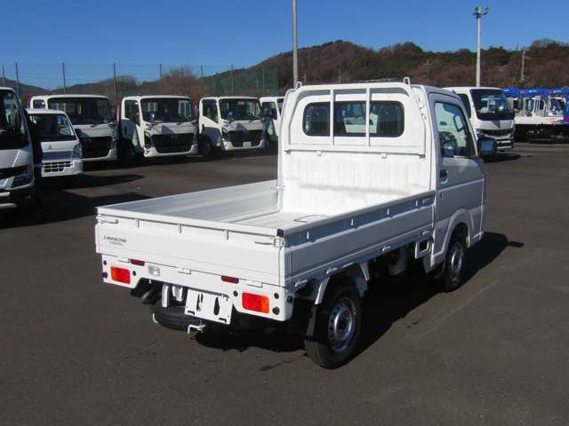 05600043