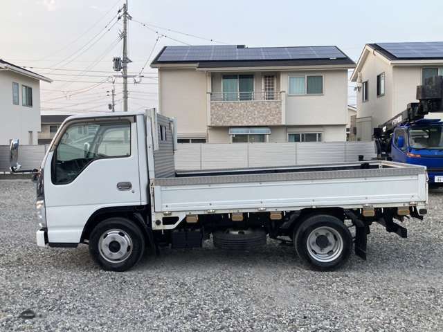 05600048