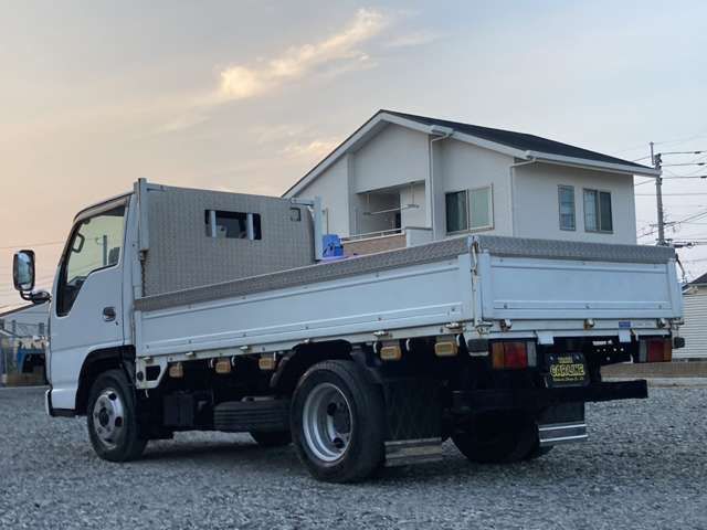 05600048