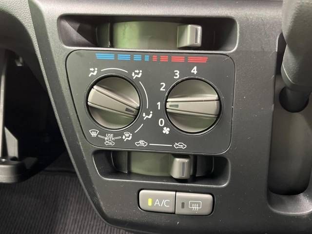 05900402
