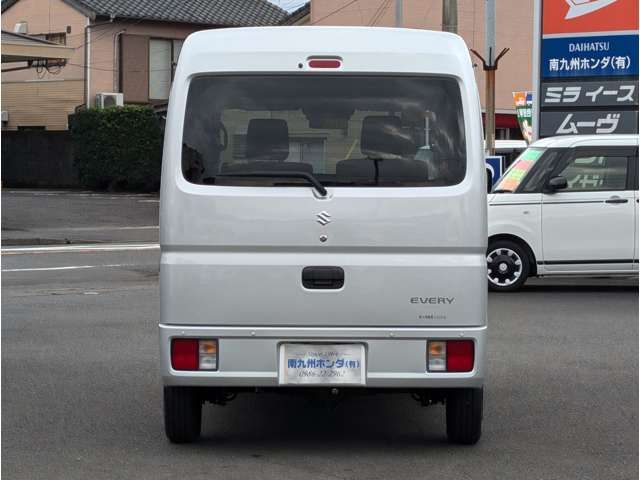 06061381