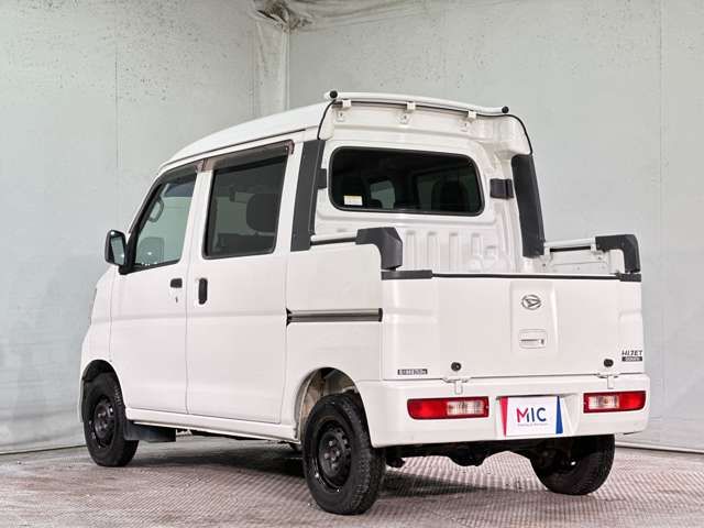 06700037