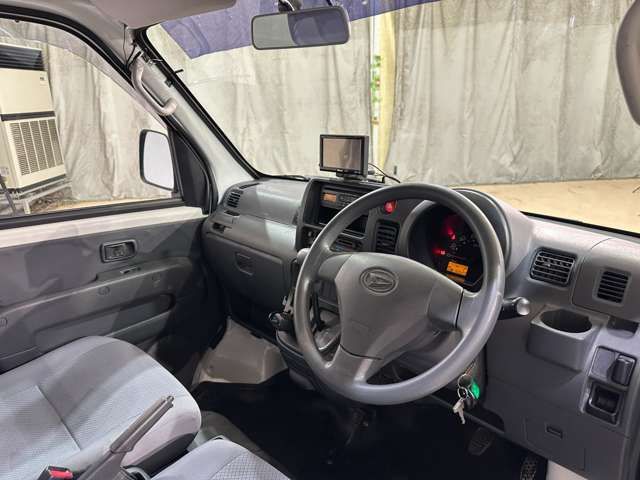 06700037