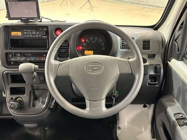 06700037