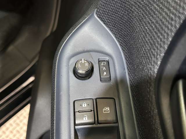 06700048