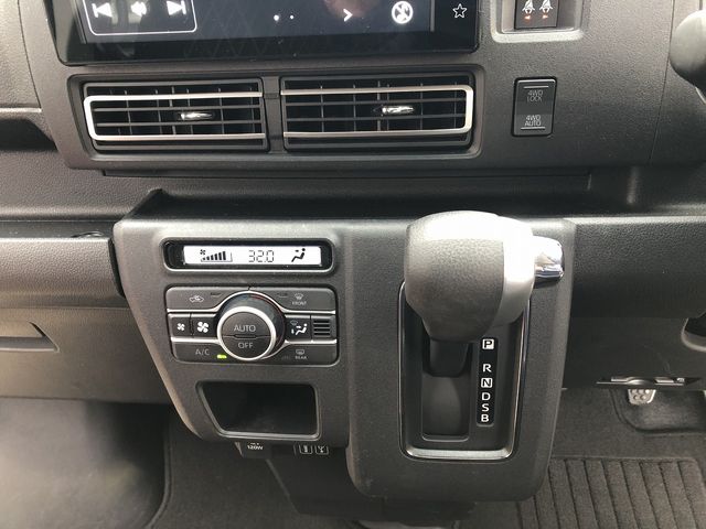 06850158