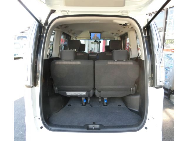 06850227