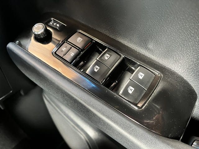 06865316