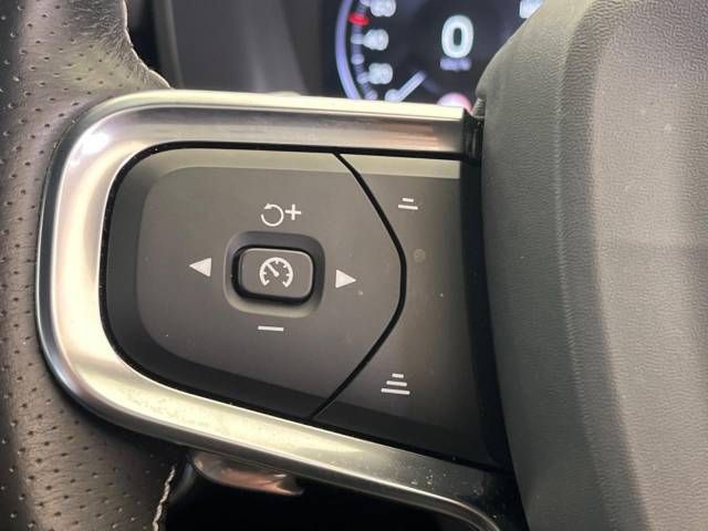07000051