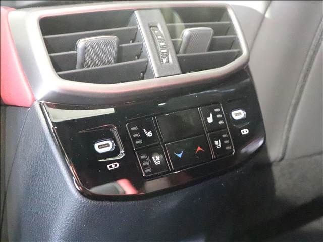 07366337