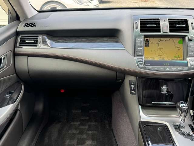 07561067