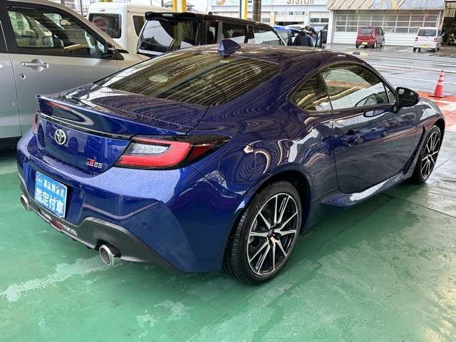 07561258