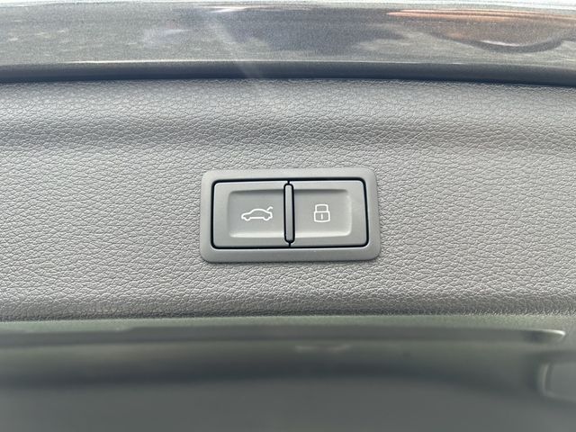 08261897