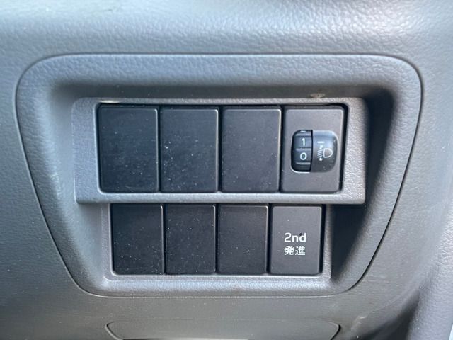 08265643