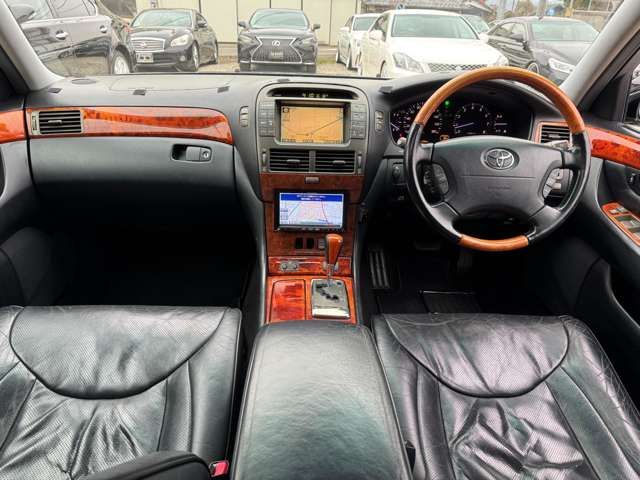 08761557