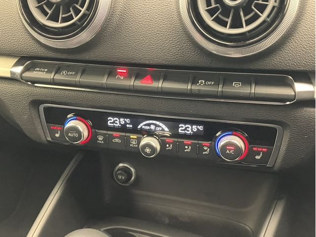 08960563