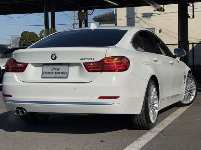 09360933