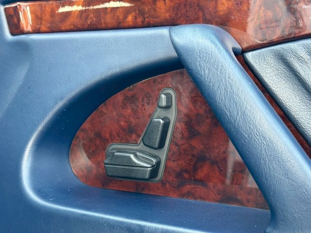 09450121