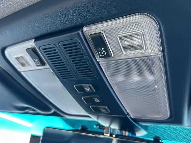 09450121