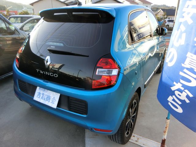 09865569
