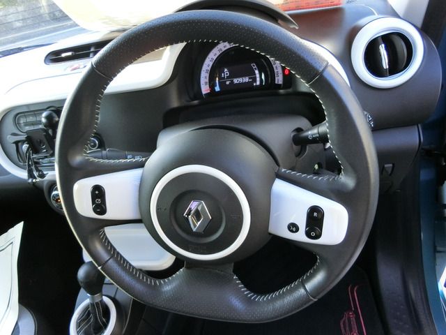 09865569