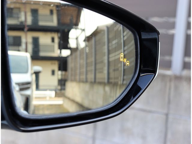 10050256