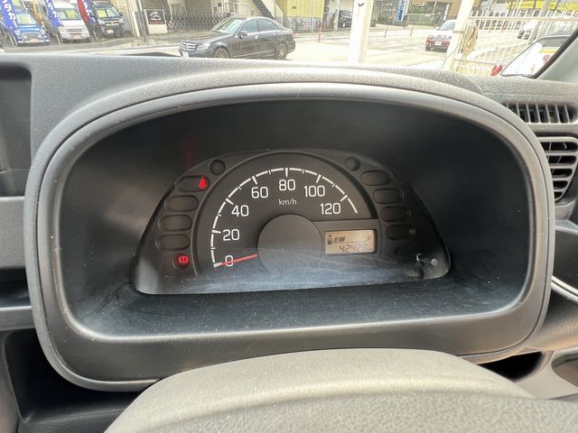 10050414
