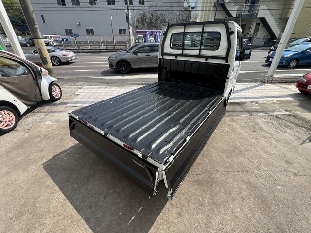 10050414