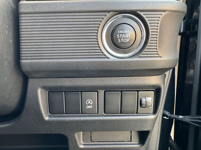10162573