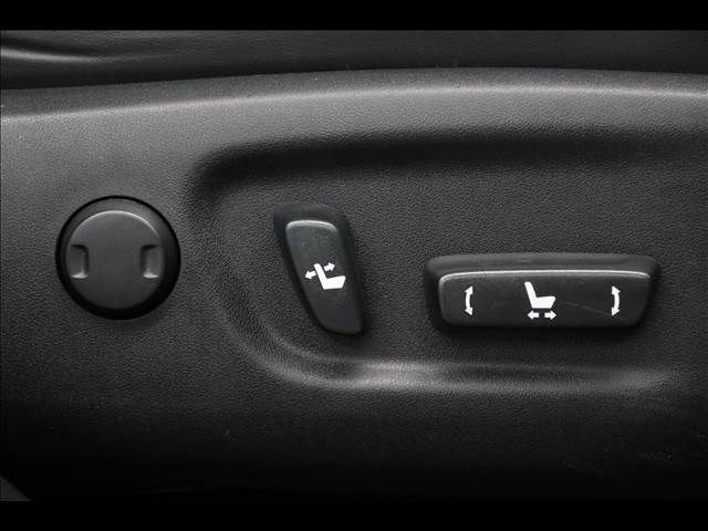 10166368