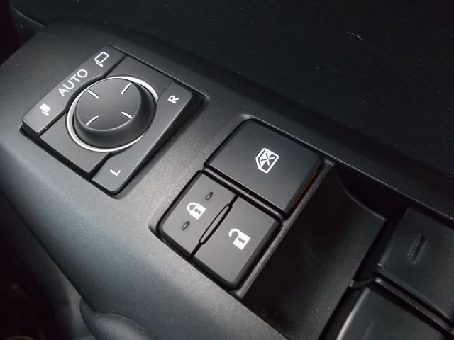 10350251